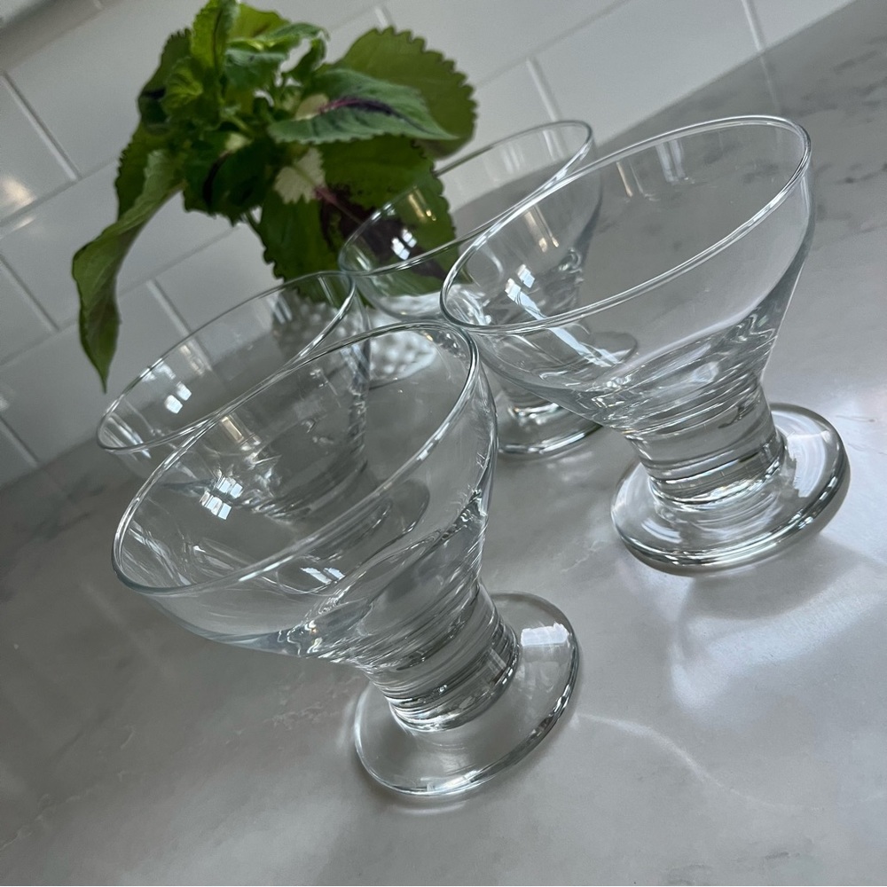 Crate & Barrel clear footed bowls. 4 total. EUC